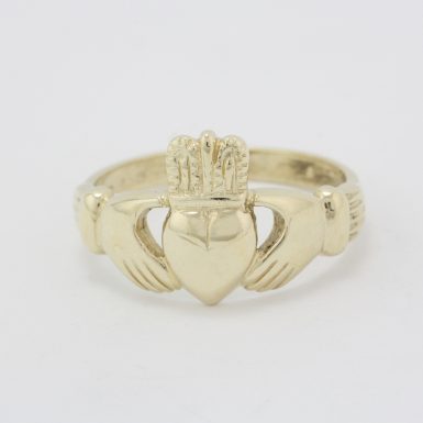 Pre-Owned 14 Karat Yellow Gold Irrish Claddagh Band