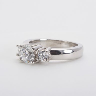 Pre-owned Platinum Diamond Engagement Ring