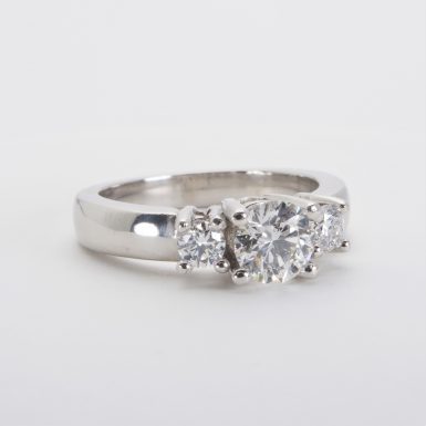 Pre-owned Platinum Diamond Engagement Ring