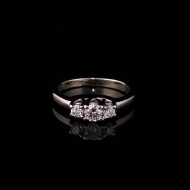 Pre-Owned 14k White Gold 3- Diamond Ring