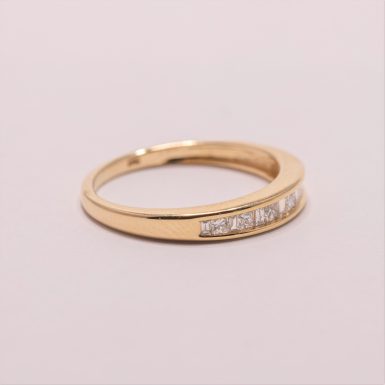 Pre-Owned-14k Diamond Band