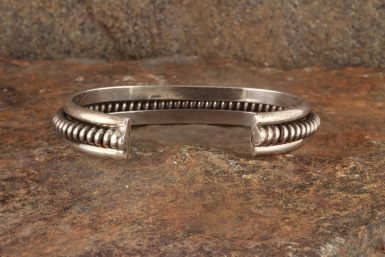 Pre-Owned Native American, Sterling Silver, Navajo Cuff Bracelet, Signed TAHE - Elaine Tahe