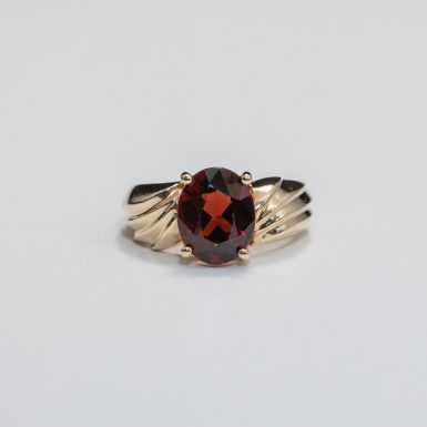 Pre-Owned 10K Garnet Fashion Ring