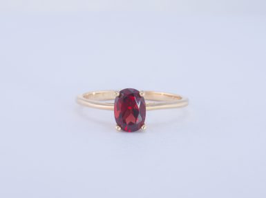 Pre-Owned 14K Classic Garnet Ring