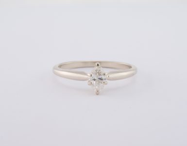 Pre-Owned 14k VS2 Diamond Solitaire Ring