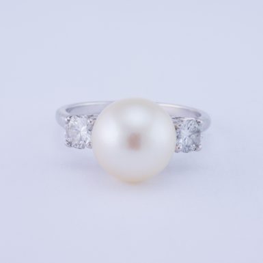 Vintage Platinum VS Diamond and Pearl Ring