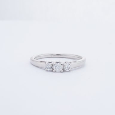 Pre-Owned 14K Three Diamond Ring