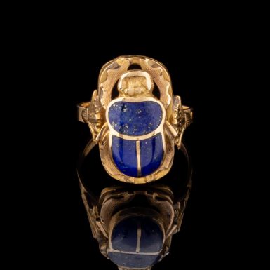 Pre-Owned 18K Lapis Scarab Ring