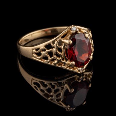 Pre-Owned 10K Filigree Garnet Ring