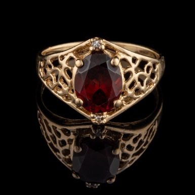 Pre-Owned 10K Filigree Garnet Ring